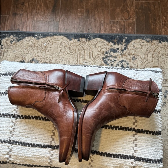 Tecovas Women's Brown Ankle Boots - Picture 5 of 7